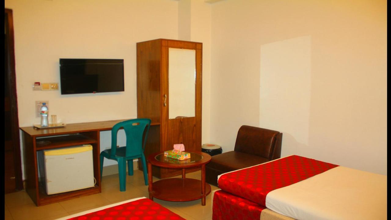The Alina Hotel & Suites Chittagong Exterior photo